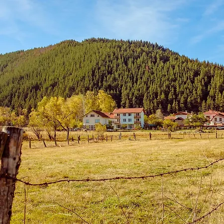 Atanasovata Kashta Govedartsi
